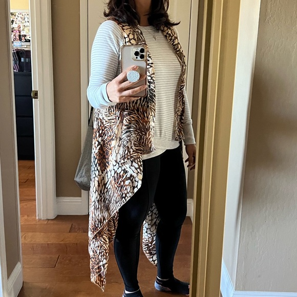 Home made Women’s Animal print Vest  or coverup cream& brown One S… - Picture 4 of 16